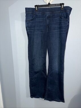 Torrid jeans Pull On Lean Jean Slim BootStretch Jeans Womens Size 2R Blue 40x30